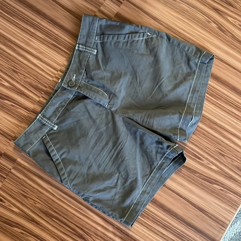 COLUMBIA cotton shorts Size 10/12